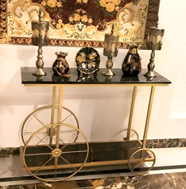 Cycle Console Table